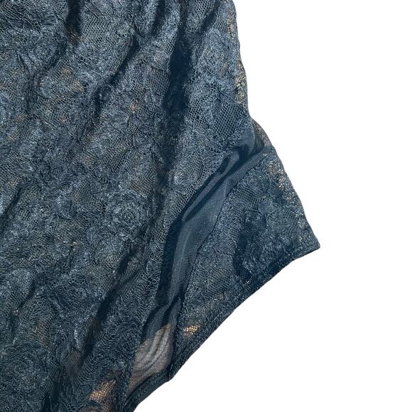 Torrid Curves Bodysuit SZ 2X Black All Over Lace Wireless Adj Straps Feminine - Picture 10 of 12